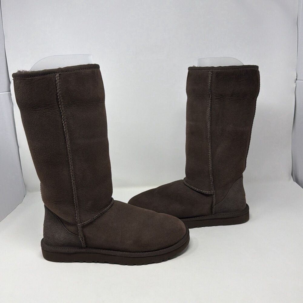 UGG Australia Classic Tall 5815 Brown Suede Sheepskin Boots Womens Size 8